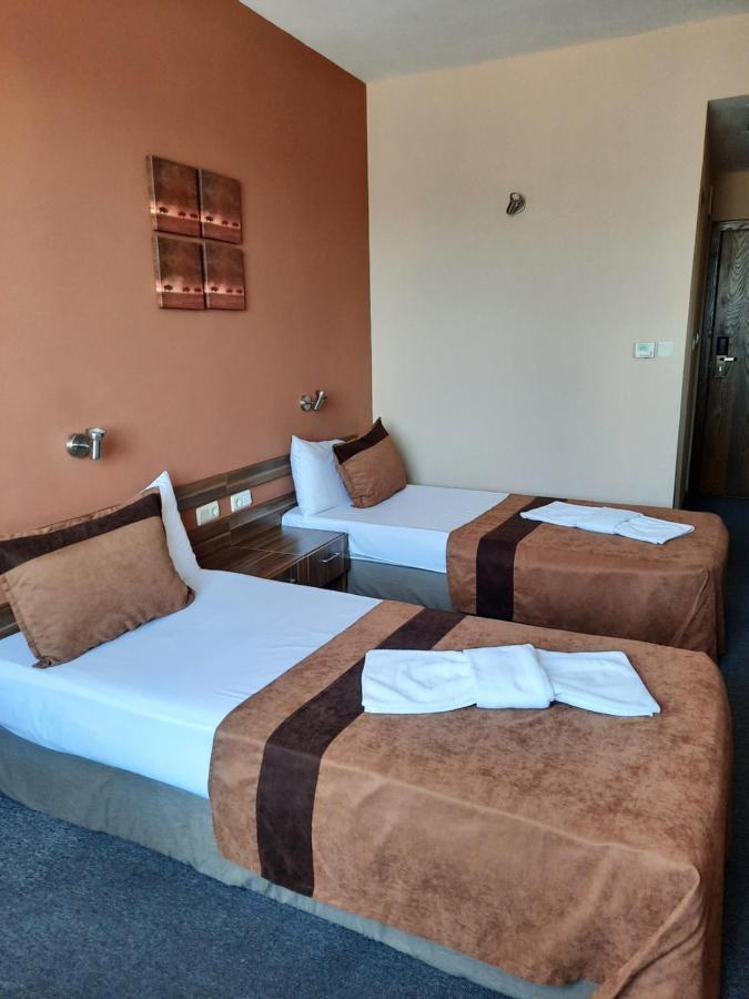 Hotel Mizia Targovishte  Exterior photo
